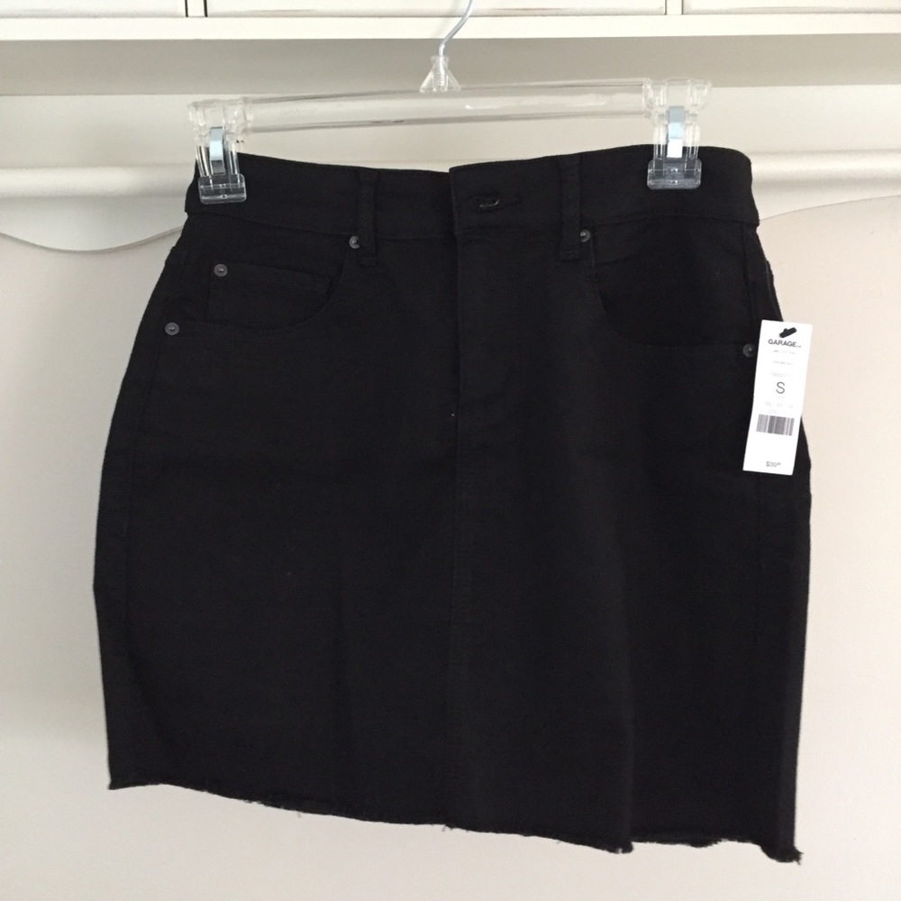 BLACK GARAGE DENIM SKIRT SIZE S NWT